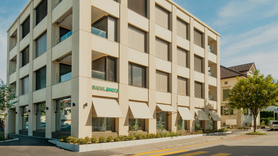 Bank Avera